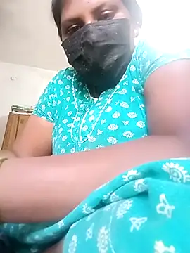 Snapshot of kavinila20 chatting on March 3, 6:48 am kavinila20 online show from March 3, 6:48 am