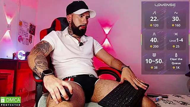 Snapshot of Diilanhott chatting on May 17, 11:12 pm Diilanhott online show from May 17, 11:12 pm