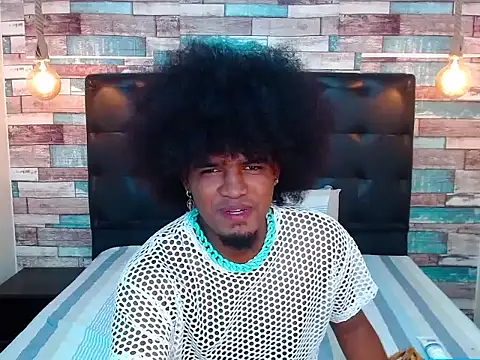 JaicobRuneer online show from March 12, 1:23 am