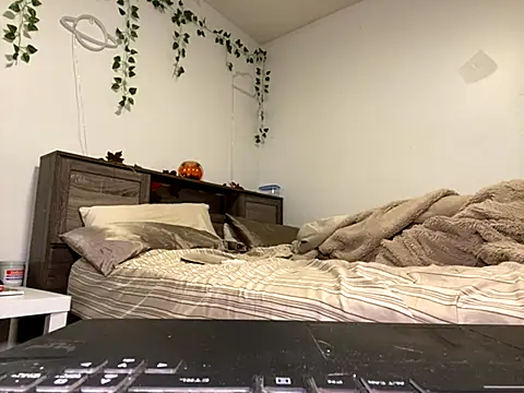 Kittyymaze1 online show from September 30, 12:10 pm