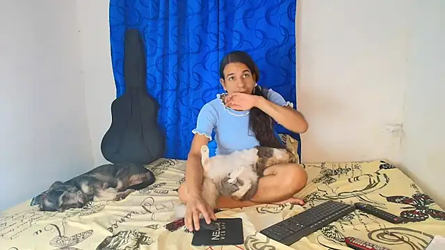 Oh Tique online show from November 25, 3:12 pm