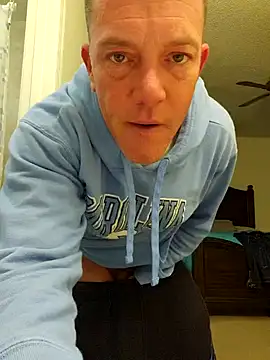 Snapshot of Bigtater1999 chatting on March 6, 1:27 am Bigtater1999 online show from March 6, 1:27 am