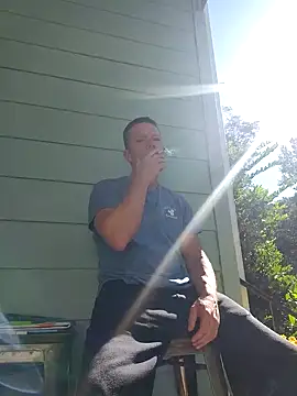 Snapshot of Bigtater1999 chatting on October 7, 2:47 pm Bigtater1999 online show from October 7, 2:47 pm