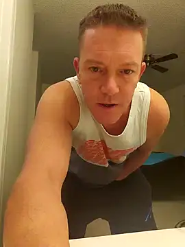 Snapshot of Bigtater1999 chatting on October 9, 11:14 pm Bigtater1999 online show from October 9, 11:14 pm