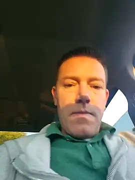 Snapshot of Bigtater1999 chatting on October 20, 11:43 am Bigtater1999 online show from October 20, 11:43 am