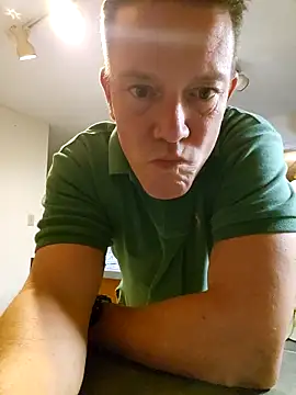 Bigtater1999 online show from November 20, 10:31 pm