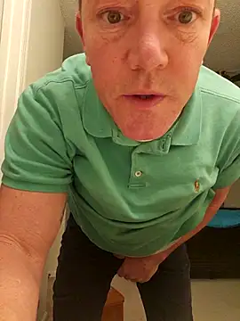 Snapshot of Bigtater1999 chatting on November 21, 10:19 pm Bigtater1999 online show from November 21, 10:19 pm