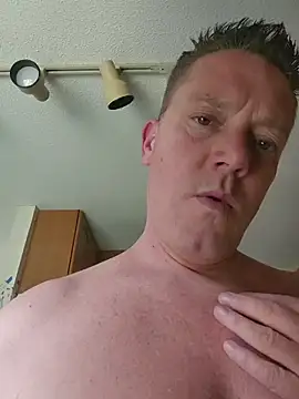 Bigtater1999 online show from July 17, 6:35 pm