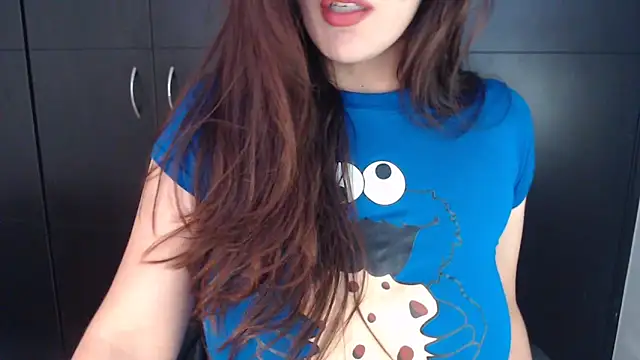 AdharaLujan online show from February 4, 2:23 pm