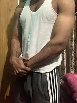 Snapshot of Vampire_xoxo chatting on December 9, 6:03 pm Vampire xoxo online show from December 9, 6:03 pm