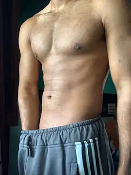 Snapshot of Vampire_xoxo chatting on February 25, 10:04 am Vampire xoxo online show from February 25, 10:04 am