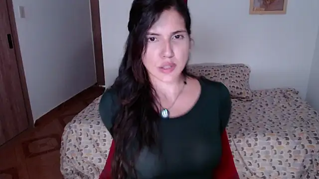 Snapshot of Sigrid- chatting on November 1, 11:40 pm Sigrid- online show from November 1, 11:40 pm