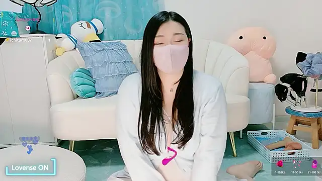 Snapshot of yukinko_o_ chatting on June 18, 1:50 am yukinko o online show from June 18, 1:50 am