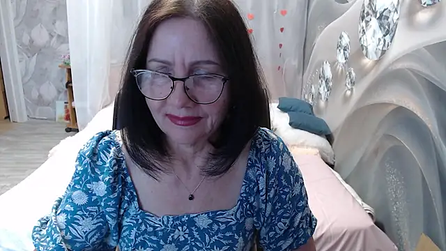 Snapshot of OlgaHottie chatting on February 7, 11:52 pm OlgaHottie online show from February 7, 11:52 pm