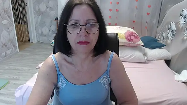 OlgaHottie online show from April 28, 1:04 am