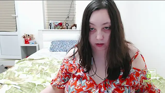 cute and hot online show from January 30, 3:40 pm