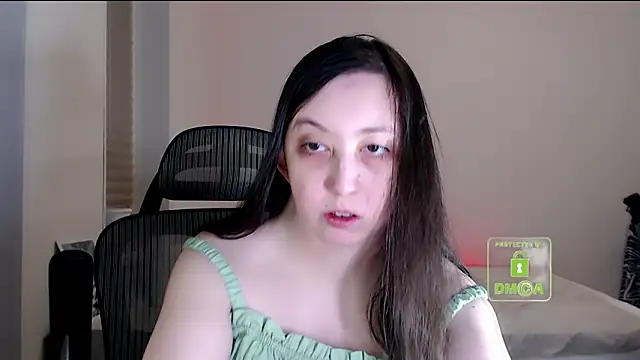 cute and hot online show from February 1, 3:32 pm