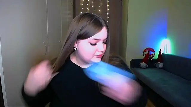 Snapshot of Emaaa_ua chatting on December 21, 6:15 pm Emaaa ua online show from December 21, 6:15 pm