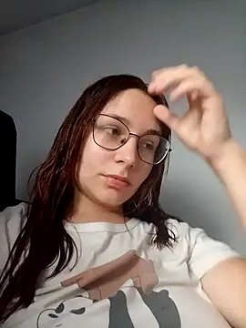 Snapshot of Klaudina chatting on September 16, 4:41 pm Klaudina online show from September 16, 4:41 pm