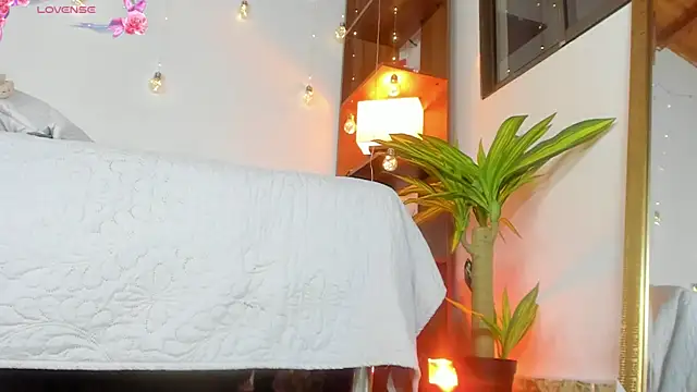 angelinepossy online show from February 22, 2:28 am