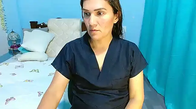 Snapshot of venus_swet_ chatting on January 24, 1:35 am venus swet online show from January 24, 1:35 am