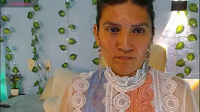 venus swet  online show from October 19, 1:17 am