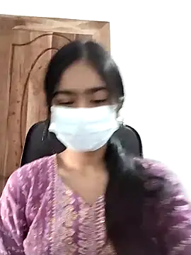 Snapshot of Arisha- chatting on December 17, 9:17 am Arisha- online show from December 17, 9:17 am