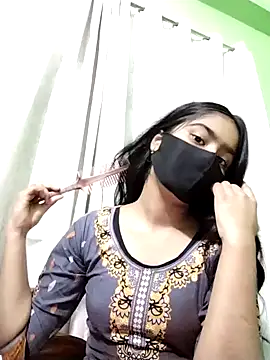 Snapshot of Arisha- chatting on December 18, 2:28 pm Arisha- online show from December 18, 2:28 pm