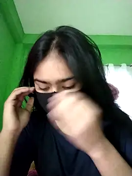 Snapshot of Arisha- chatting on December 20, 9:32 am Arisha- online show from December 20, 9:32 am