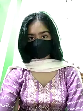 Snapshot of Arisha- chatting on December 25, 1:19 pm Arisha- online show from December 25, 1:19 pm