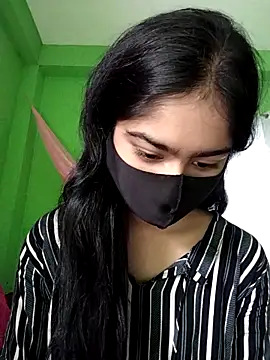 Snapshot of Arisha- chatting on January 1, 8:24 am Arisha- online show from January 1, 8:24 am