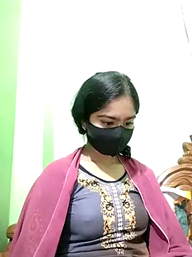 Snapshot of Arisha- chatting on January 4, 6:09 pm Arisha- online show from January 4, 6:09 pm