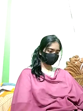 Snapshot of Arisha- chatting on January 8, 1:09 pm Arisha- online show from January 8, 1:09 pm