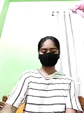Snapshot of Arisha- chatting on January 22, 4:44 pm Arisha- online show from January 22, 4:44 pm