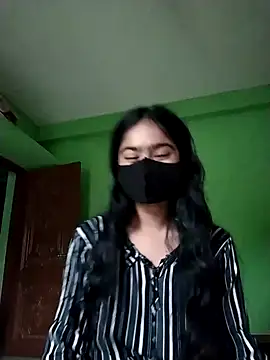 Snapshot of Arisha- chatting on February 4, 11:16 am Arisha- online show from February 4, 11:16 am