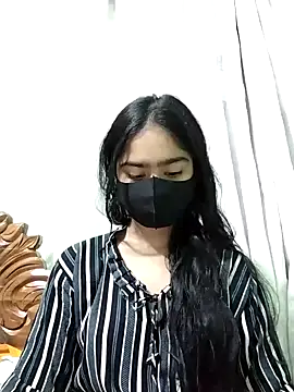 Snapshot of Arisha- chatting on February 4, 4:08 pm Arisha- online show from February 4, 4:08 pm