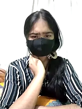 Snapshot of Arisha- chatting on February 5, 4:03 pm Arisha- online show from February 5, 4:03 pm