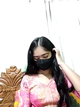 Snapshot of Arisha- chatting on February 6, 12:26 pm Arisha- online show from February 6, 12:26 pm