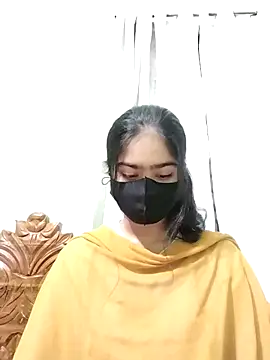 Snapshot of Arisha- chatting on February 7, 5:18 pm Arisha- online show from February 7, 5:18 pm