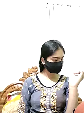 Snapshot of Arisha- chatting on February 18, 11:11 am Arisha- online show from February 18, 11:11 am