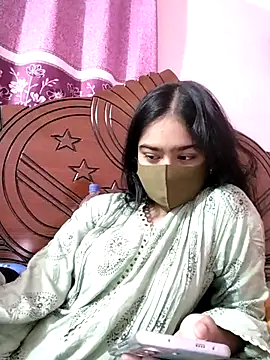 Snapshot of Arisha- chatting on October 24, 12:45 pm Arisha- online show from October 24, 12:45 pm