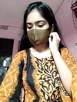 Snapshot of Arisha- chatting on November 5, 4:01 am Arisha- online show from November 5, 4:01 am