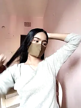 Snapshot of Arisha- chatting on November 8, 9:20 am Arisha- online show from November 8, 9:20 am