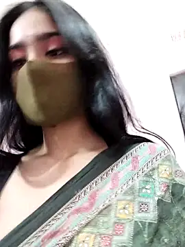 Snapshot of Arisha- chatting on November 24, 1:22 pm Arisha- online show from November 24, 1:22 pm