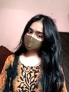 Snapshot of Arisha- chatting on December 4, 9:51 am Arisha- online show from December 4, 9:51 am