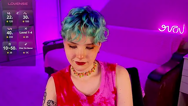 School Love online show from December 18, 4:17 pm