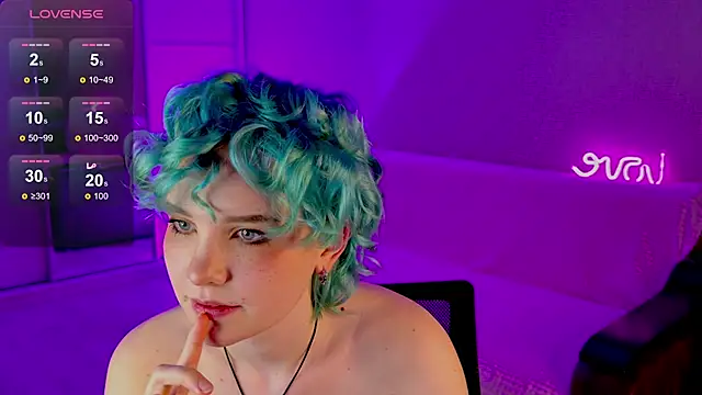 School Love online show from February 19, 4:11 pm