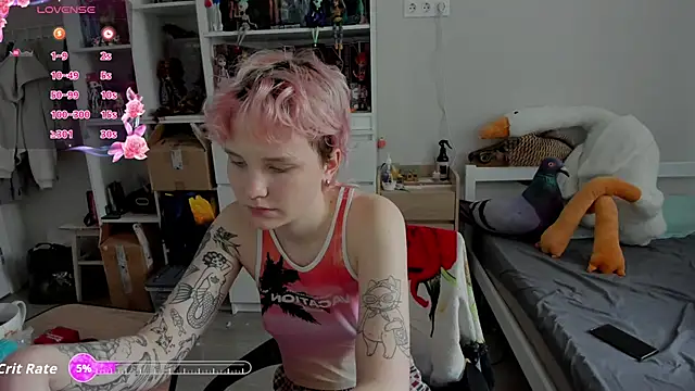 School Love online show from February 15, 7:05 am