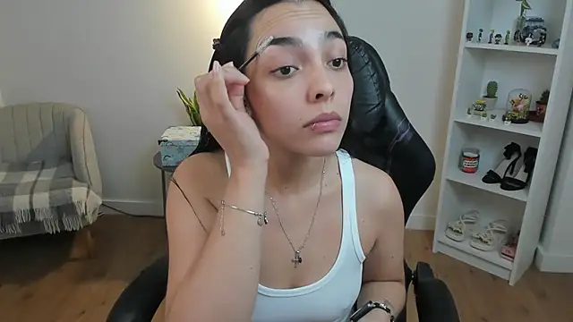  BellaEvans  online show from January 14, 5:46 am