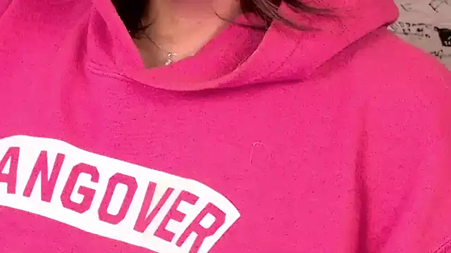 Snapshot of xprettysmilex chatting on January 23, 8:24 pm xprettysmilex online show from January 23, 8:24 pm